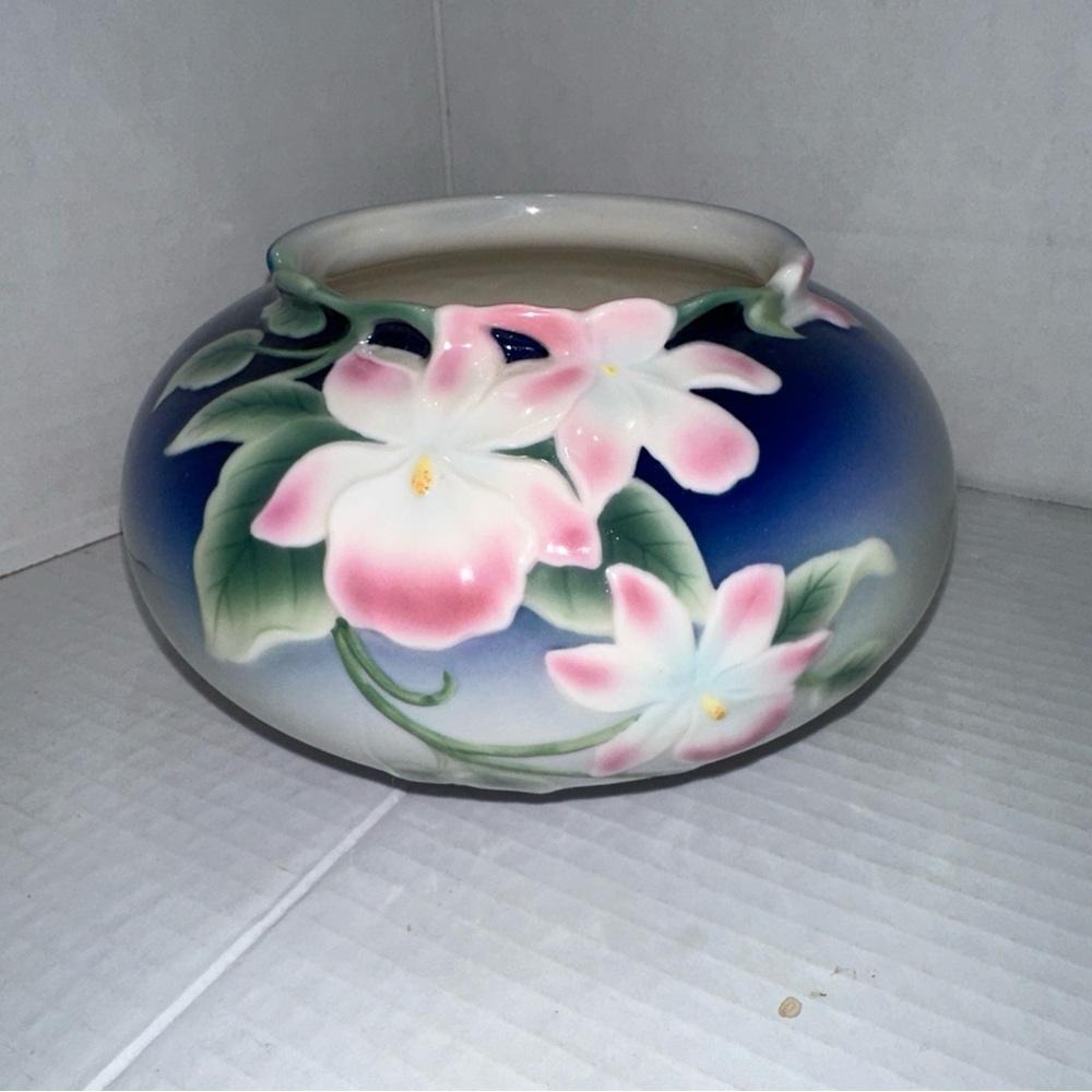 Franz porcelain pink orchid Elegant Ceramic Bowl/planter Floral Design # XP1900